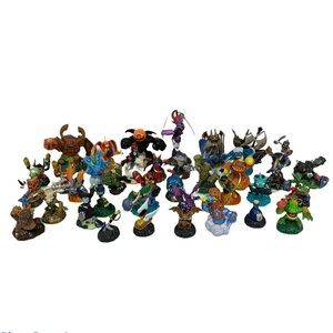 Large Lot of 40 Activision Skylanders